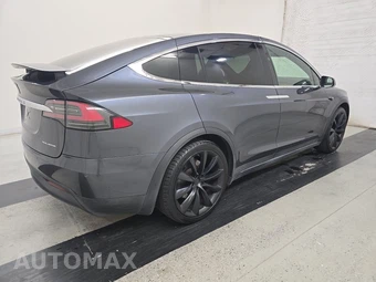 2019 Tesla Model X Standard Range - miniatura 4