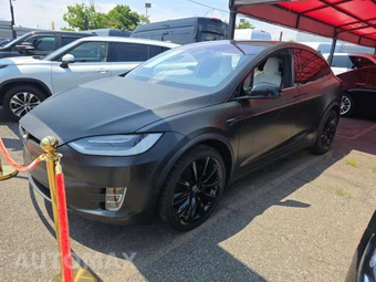 2019 Tesla Model X Standard Range