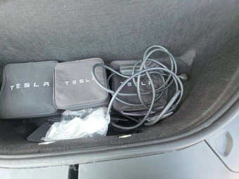 2019 Tesla Model X Standard Range - miniatura 15