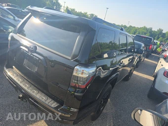 2019 Toyota 4Runner Limited Nightshade - miniatura 4