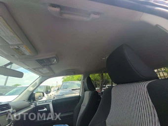 2019 Toyota 4Runner SR5 – miniatura 11