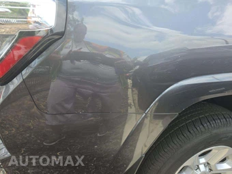 2019 Toyota 4Runner SR5 – miniatura 24