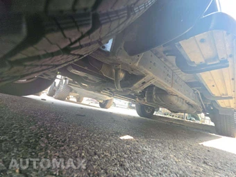 2019 Toyota 4Runner SR5 – miniatura 7