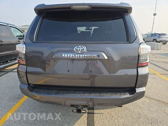 2019 Toyota 4Runner SR5 – miniatura 17