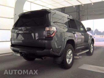 2019 Toyota 4Runner SR5 – miniatura 4