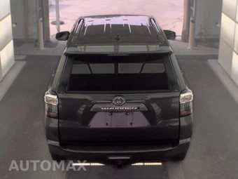 2019 Toyota 4Runner SR5 – miniatura 5