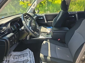 2019 Toyota 4Runner SR5 - miniatura 13
