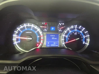 2019 Toyota 4Runner SR5 - miniatura 12