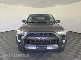 2019 Toyota 4Runner SR5 - miniatura 2