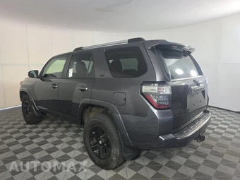 2019 Toyota 4Runner SR5 - miniatura 6