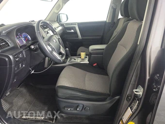 2019 Toyota 4Runner SR5 - miniatura 7