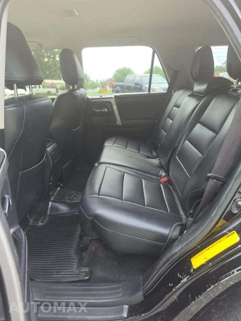2019 Toyota 4Runner SR5 - miniatura 11