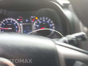 2019 Toyota 4Runner SR5 - miniatura 7