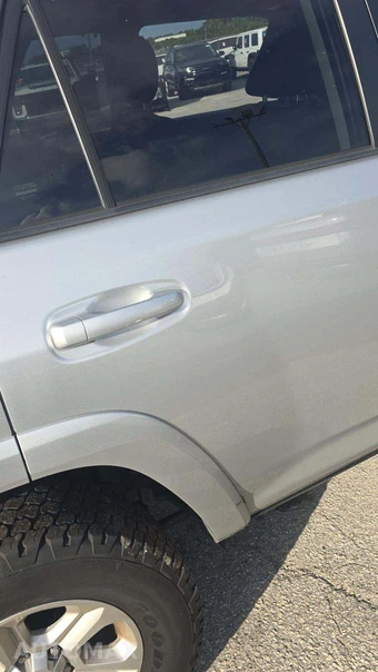 2019 Toyota 4Runner SR5 - miniatura 25