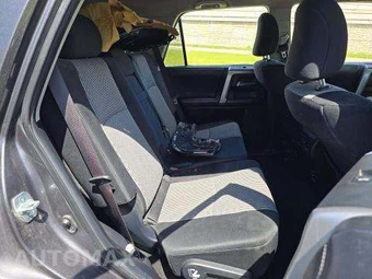 2019 Toyota 4Runner SR5 – miniatura 16