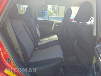 2019 Toyota 4Runner SR5 – miniatura 16