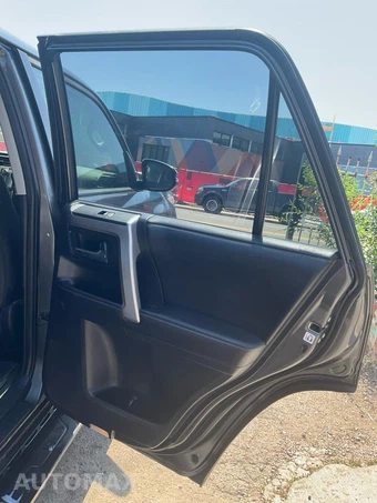 2019 Toyota 4Runner SR5 Premium - miniatura 13