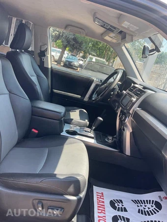 2019 Toyota 4Runner SR5 Premium - miniatura 16