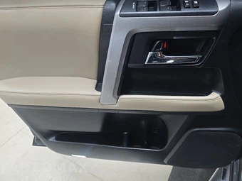 2019 Toyota 4Runner SR5 Premium – miniatura 9