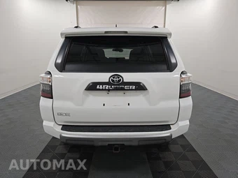 2019 Toyota 4Runner TRD Off-Road – miniatura 5
