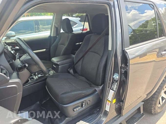 2019 Toyota 4Runner TRD Off-Road - miniatura 6