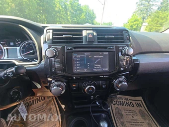 2019 Toyota 4Runner TRD Off-Road - miniatura 10