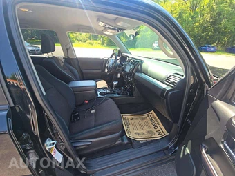 2019 Toyota 4Runner TRD Off-Road - miniatura 18