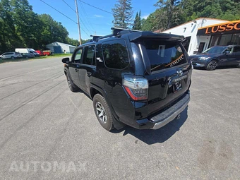 2019 Toyota 4Runner TRD Off-Road - miniatura 2