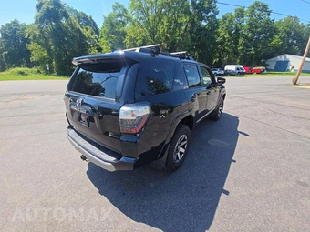 2019 Toyota 4Runner TRD Off-Road - miniatura 3