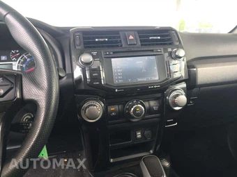 2019 Toyota 4Runner TRD Off-Road Premium - miniatura 10