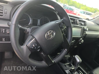 2019 Toyota 4Runner TRD Off-Road Premium - miniatura 10