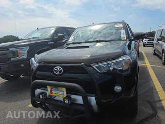 2019 Toyota 4Runner TRD Off-Road Premium - miniatura 2