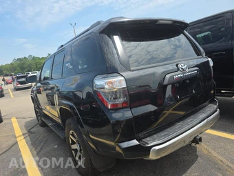2019 Toyota 4Runner TRD Off-Road Premium - miniatura 6