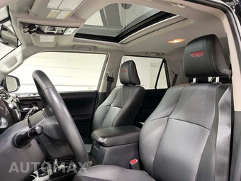 2019 Toyota 4Runner TRD Off-Road Premium - miniatura 14