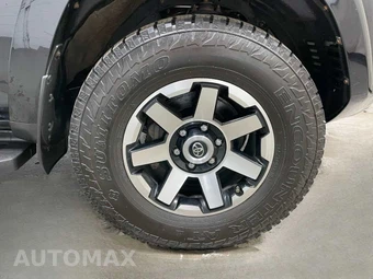 2019 Toyota 4Runner TRD Off-Road Premium - miniatura 6