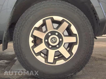 2019 Toyota 4Runner TRD Off-Road Premium - miniatura 10