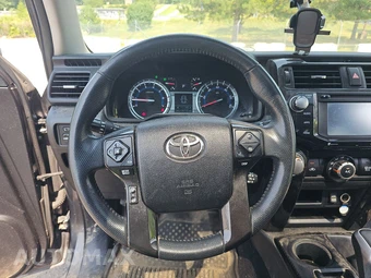 2019 Toyota 4Runner TRD Off-Road Premium - miniatura 16