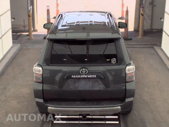 2019 Toyota 4Runner TRD Off-Road Premium - miniatura 6