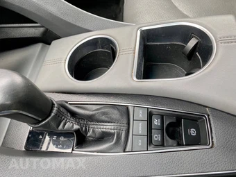2019 Toyota Avalon Hybrid Limited - miniatura 18