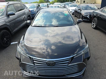 2019 Toyota Avalon Limited - miniatura 2