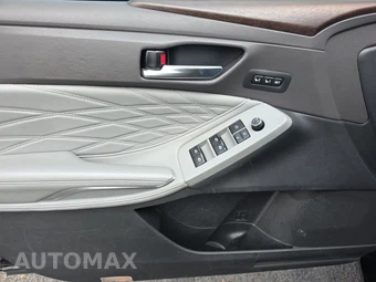 2019 Toyota Avalon Limited - miniatura 9