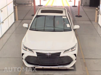 2019 Toyota Avalon Limited – miniatura 2