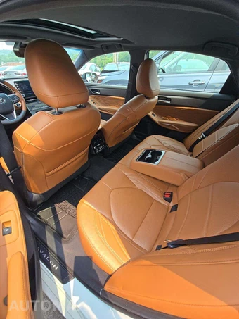 2019 Toyota Avalon Limited – miniatura 13