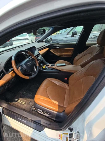 2019 Toyota Avalon Limited – miniatura 6