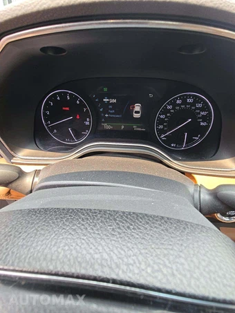 2019 Toyota Avalon Limited – miniatura 9
