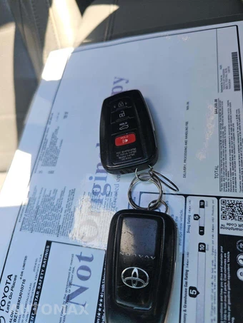 2019 Toyota Avalon Limited - miniatura 5