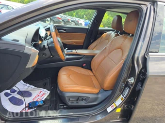 2019 Toyota Avalon Limited - miniatura 3