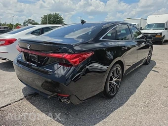 2019 Toyota Avalon Touring – miniatura 4