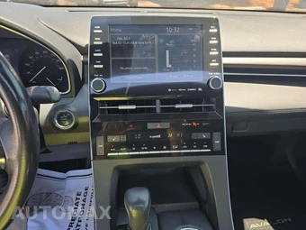 2019 Toyota Avalon XLE – miniatura 10