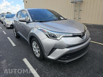 2019 Toyota C-HR LE – miniatura 3